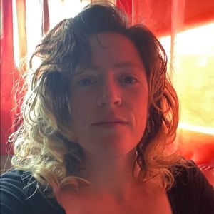 Meet your Posher, Jillian